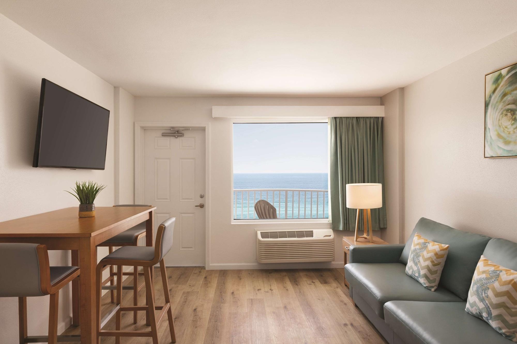 Radisson Beachfront - Panama Panama City Beach