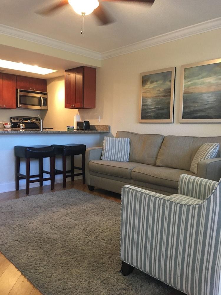 Westwinds Waterfront 3*