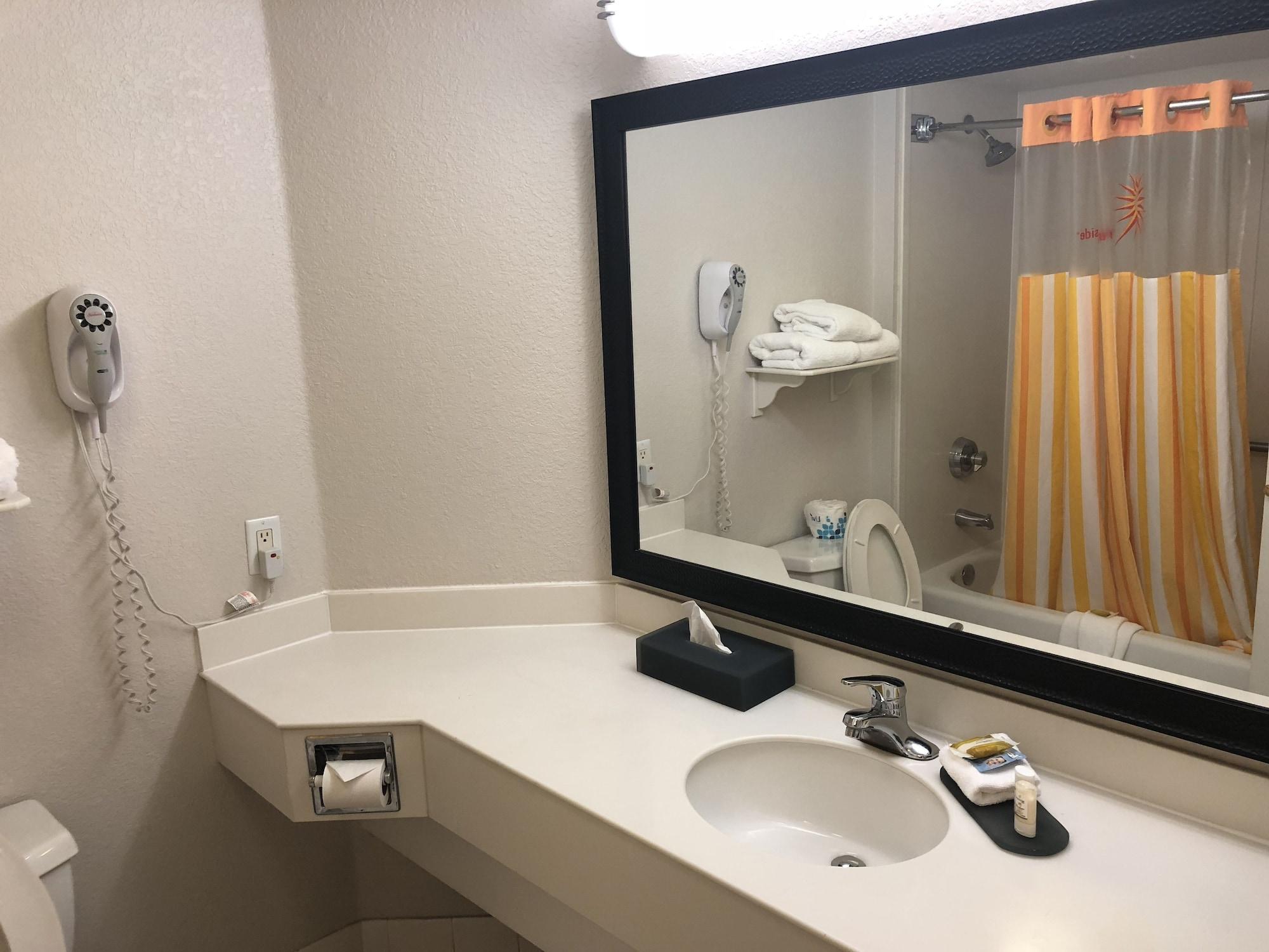 La Quinta By Wyndham Butler Blvd Hotel Jacksonville