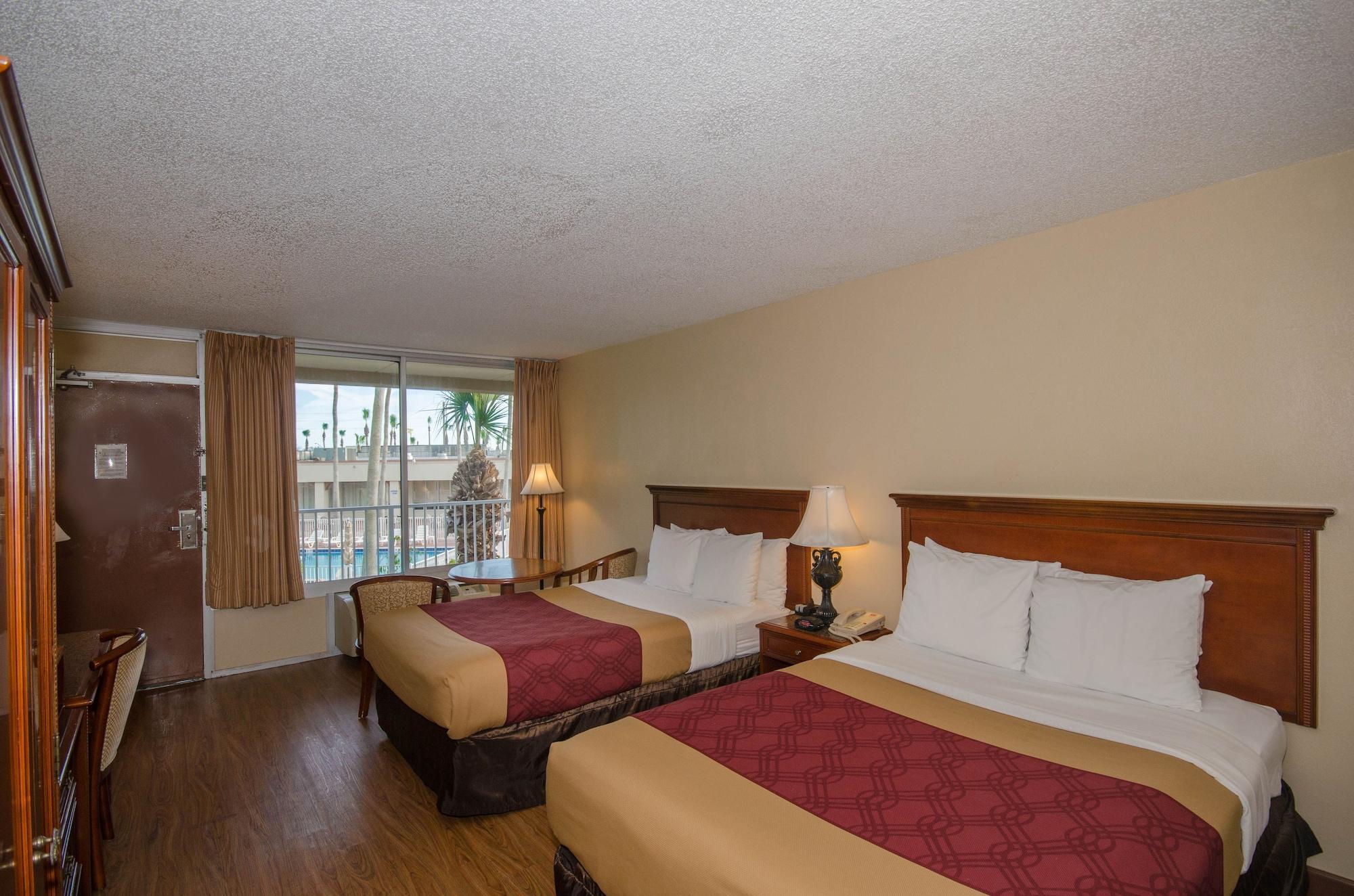 Island Of Space Coast Lodge