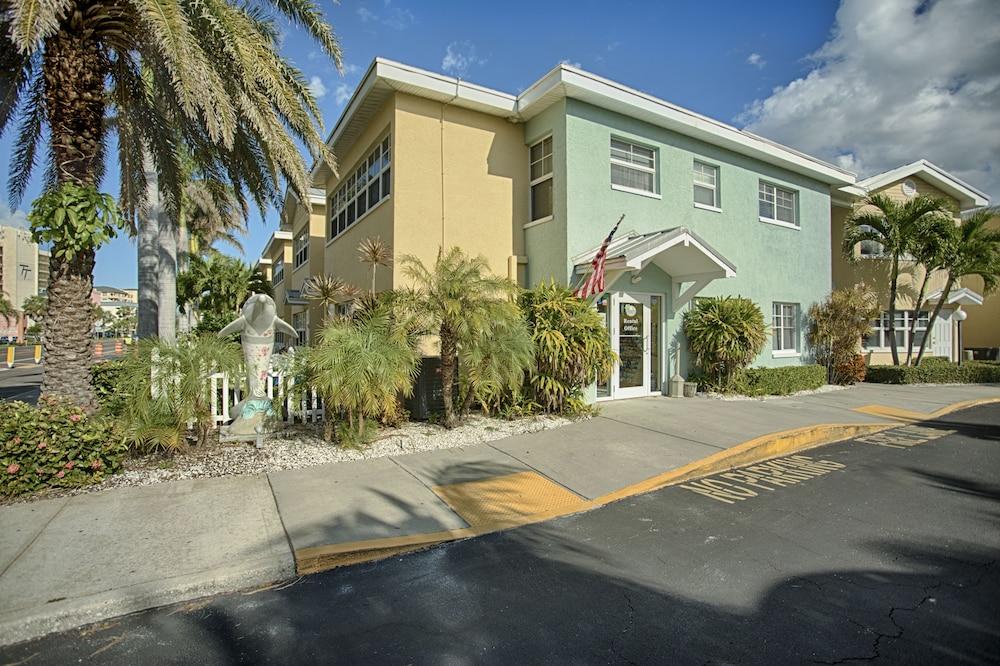 Barefoot Resort Clearwater Beach