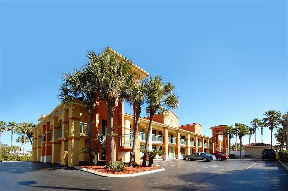 Western Seaside Hotel