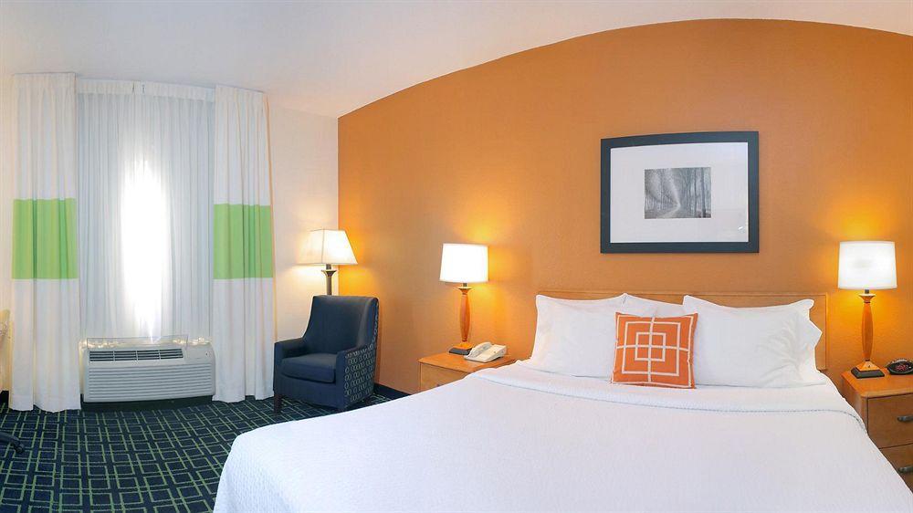 Fairfield And Jacksonville Hotel 3*