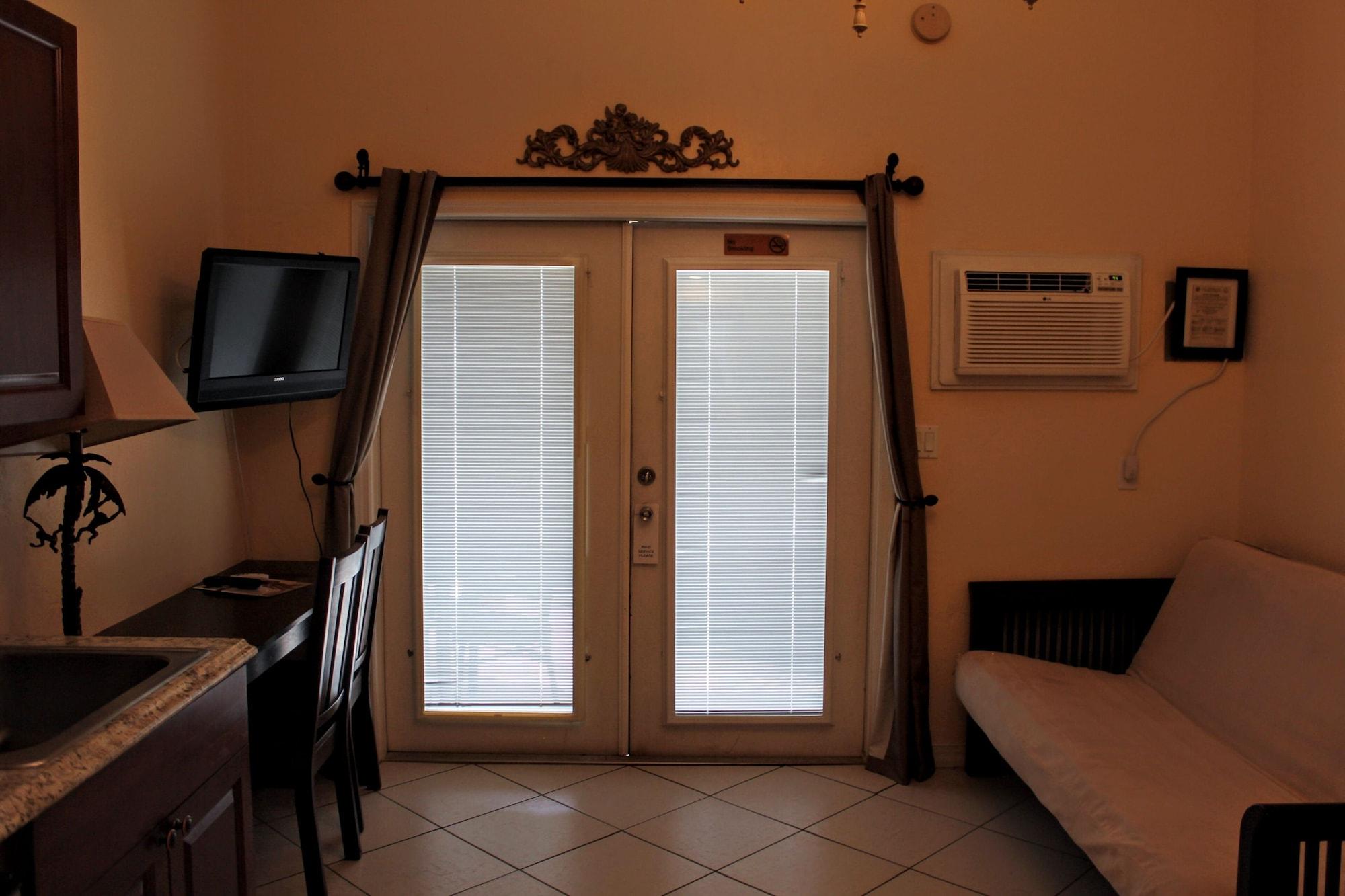 Hotel Flamingo 2*