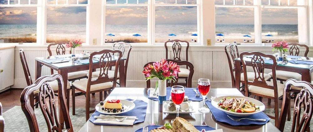 Elizabeth Pointe Hotel 3*