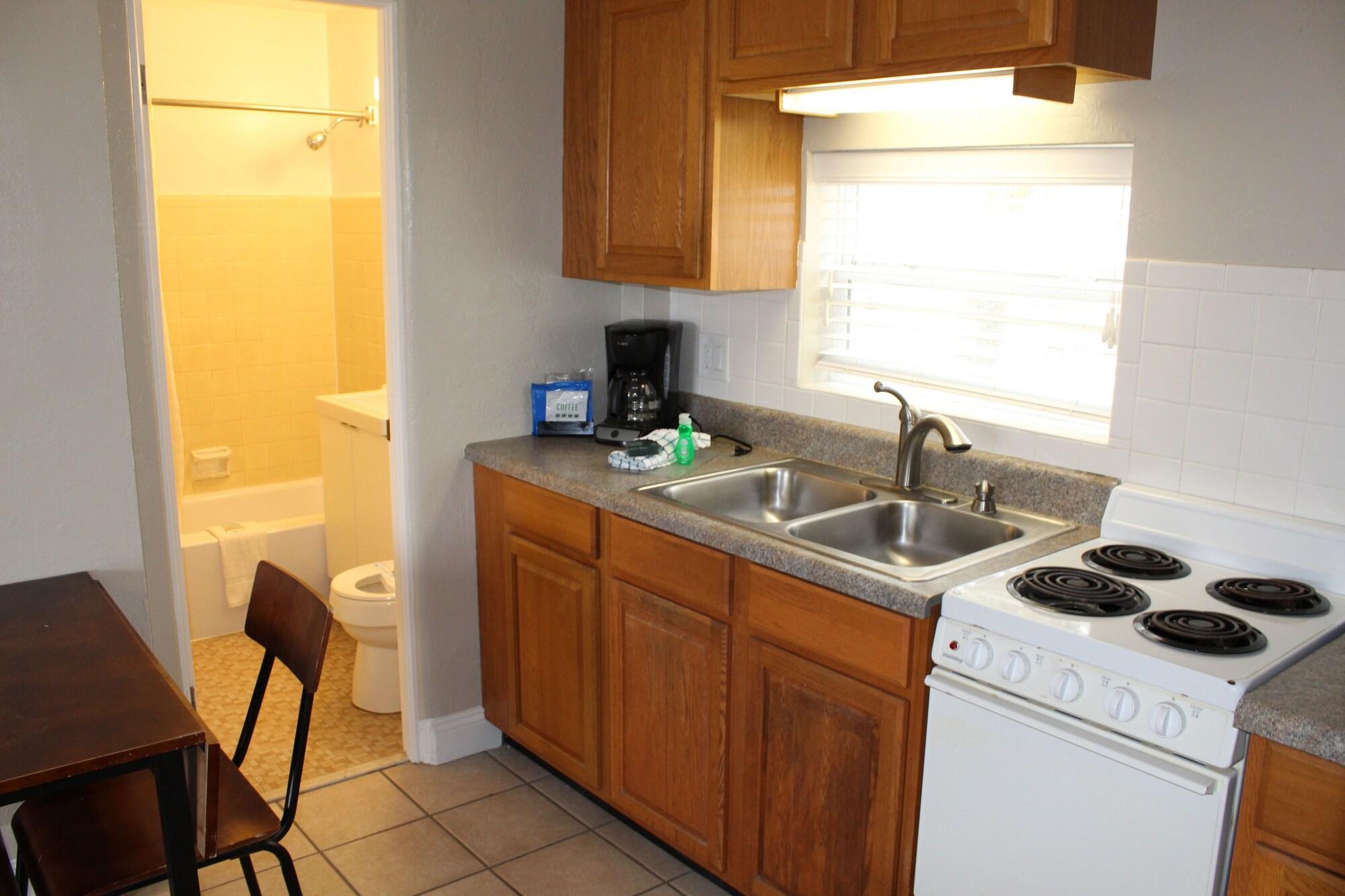 Cove Oceanfront 3*