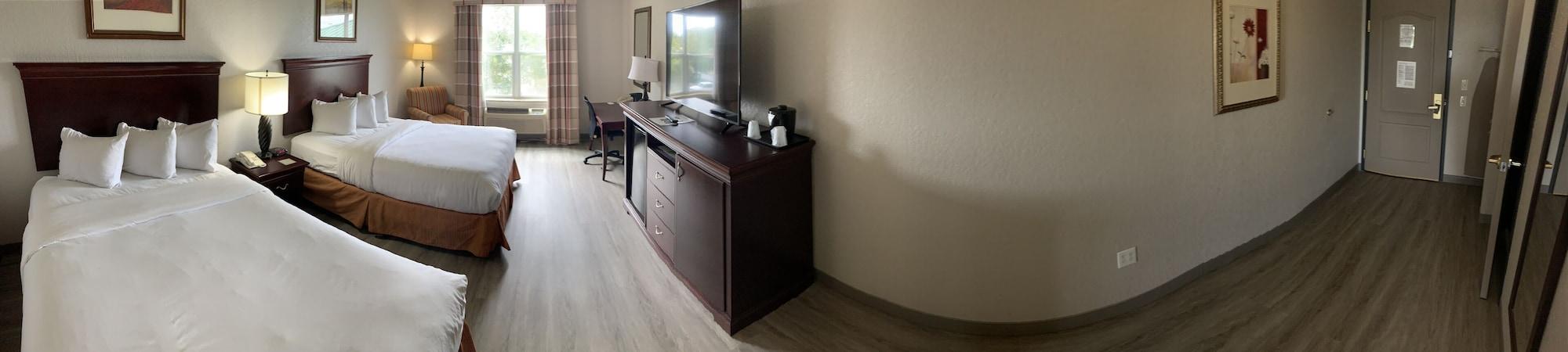 Hotel Country & By Radisson, West, Fl