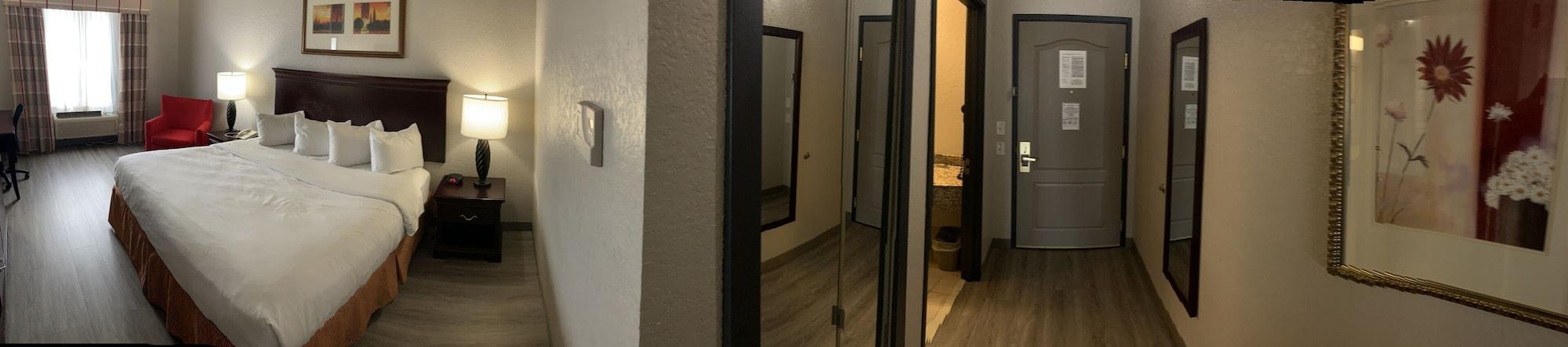 Hotel Country & By Radisson, West, Fl 3*