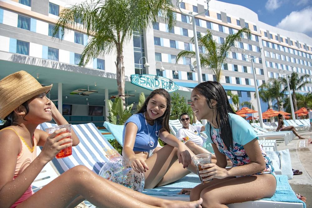 Resort Universal's Endless Summer - Surfside And Orlando