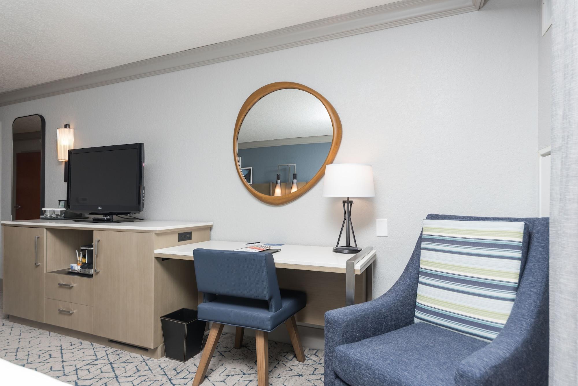Hilton Oceanfront 3* Melbourne