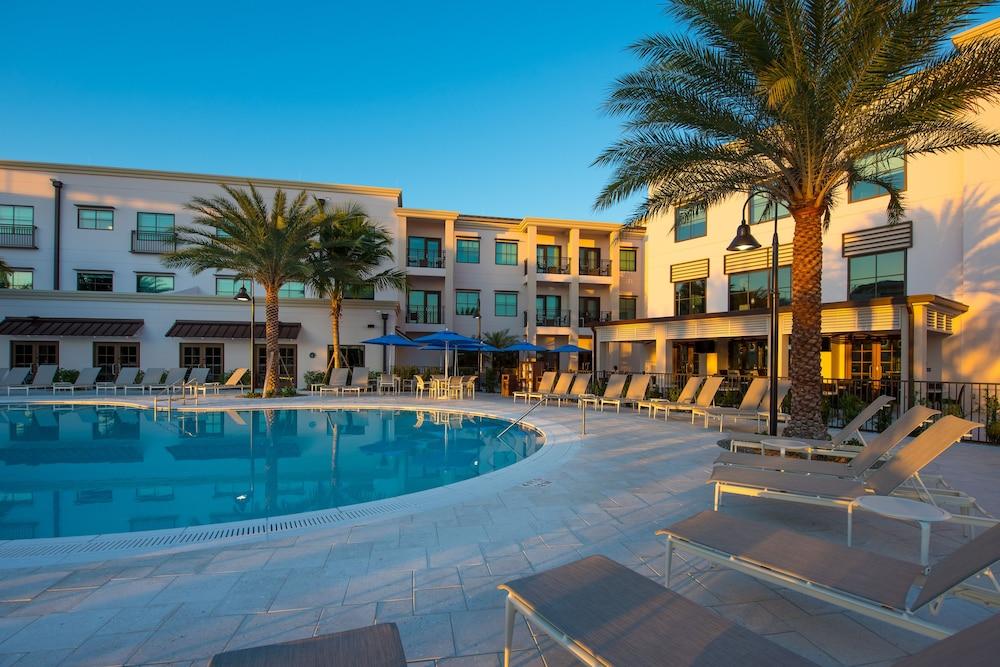 Hyatt House 5th Avenue Hotel Naples