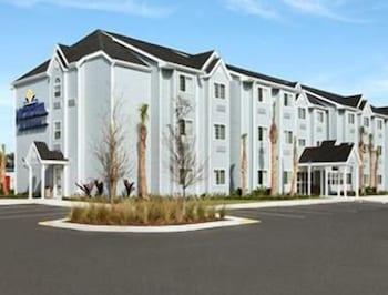 Hotel Microtel & By Wyndham Spring Hill/weeki Wachee 2*
