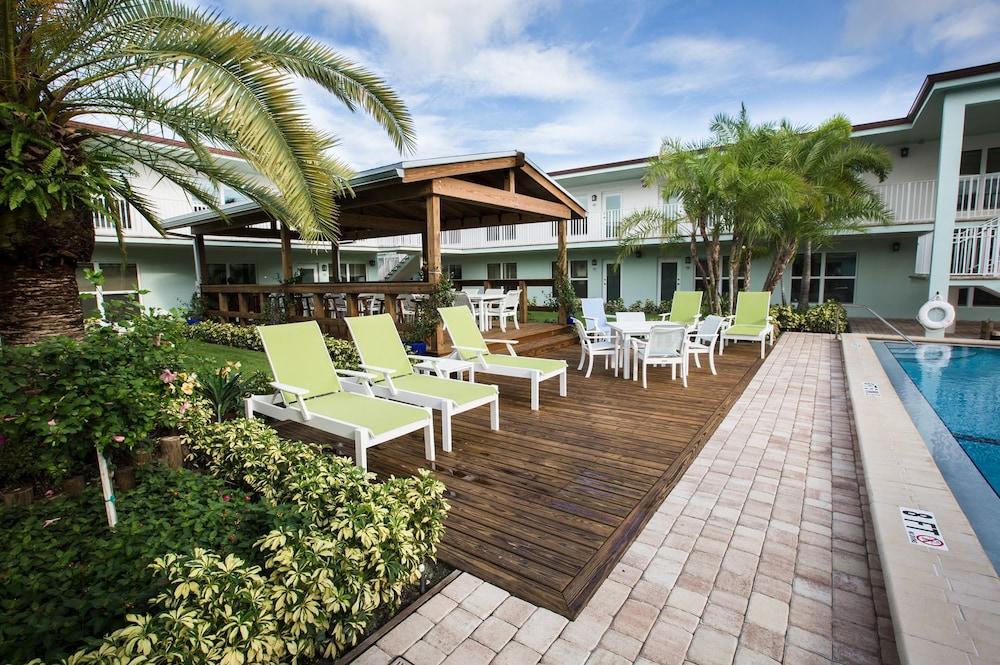 Sun Dek House Inn 3*