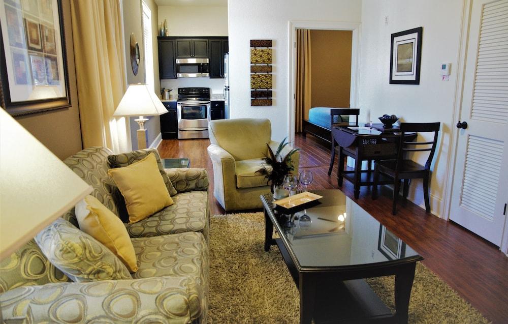 30-a & Hotel 3*