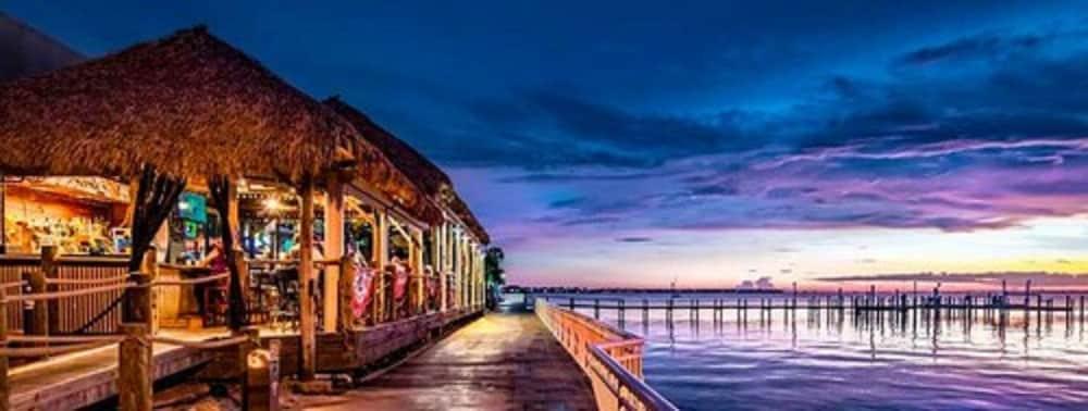 Hotel Waterfront & Punta Gorda