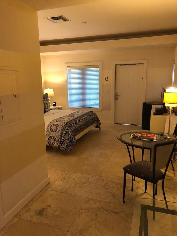 Inn Sundy House - Delray 4*