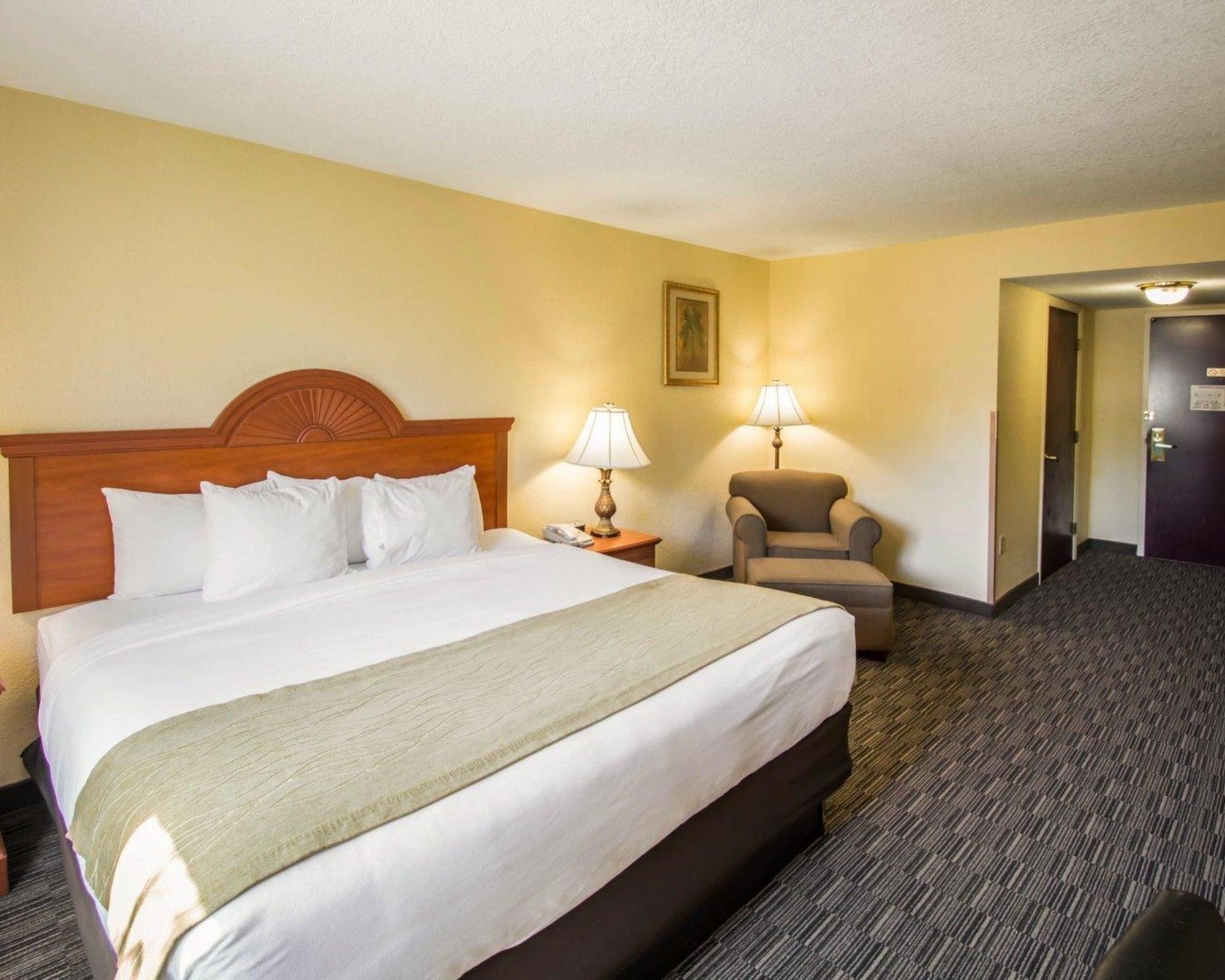 Hotel Comfort & I-95 Jupiter