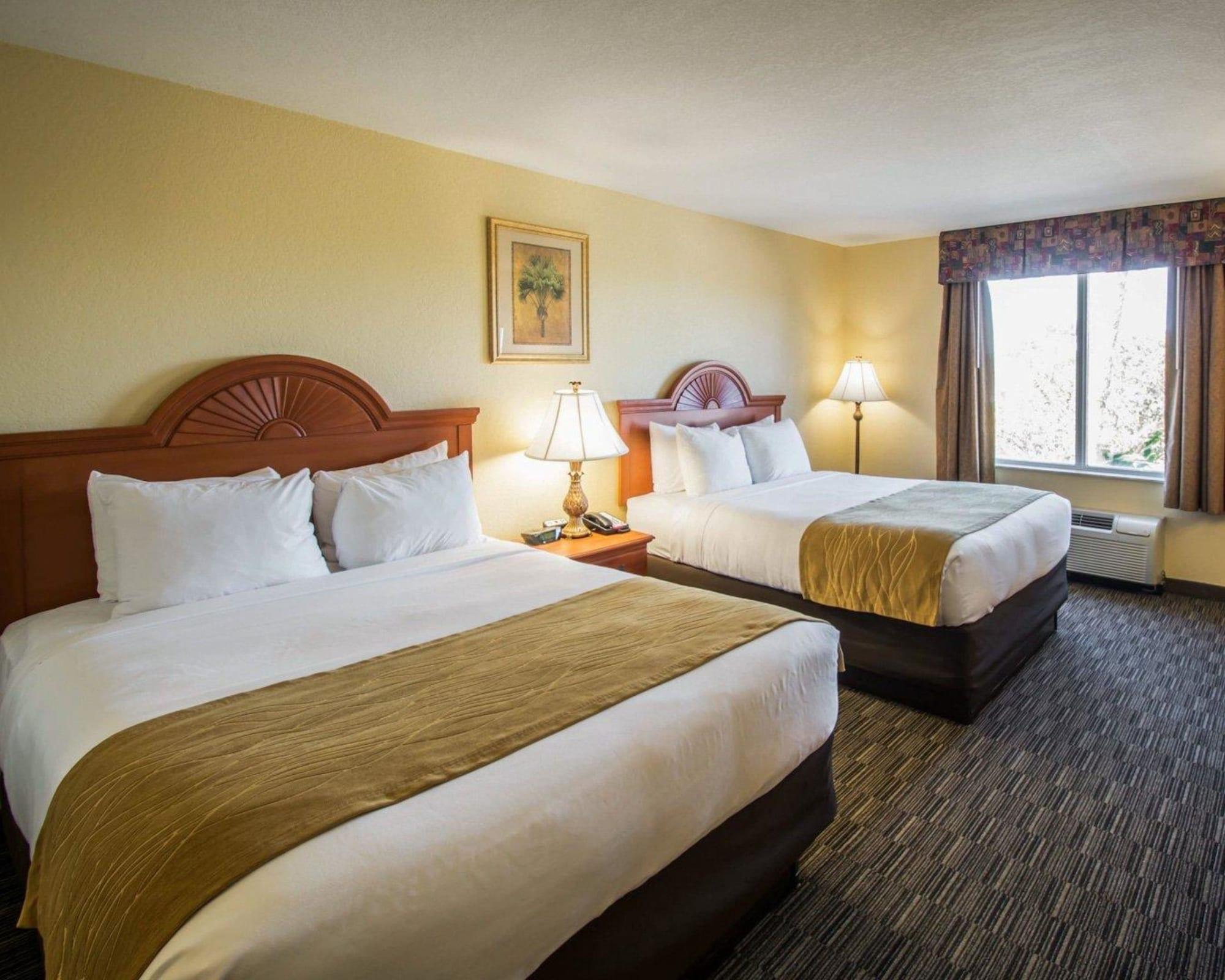 Hotel Comfort & I-95 3*