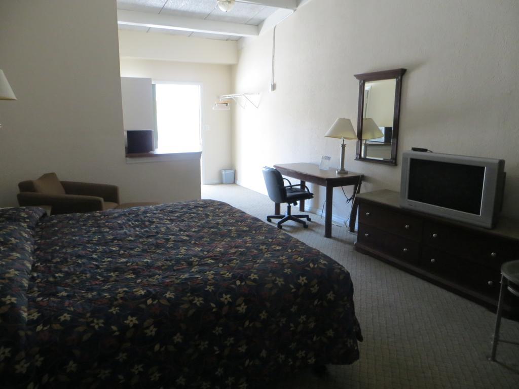Royal Motel