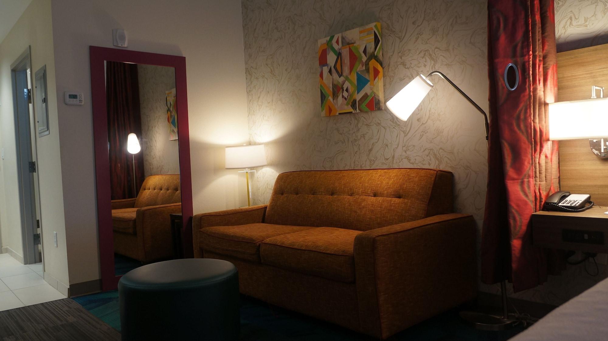 Home2 By Hilton 3*