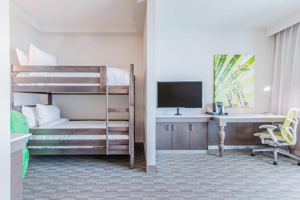 Hilton Garden Ft. Walton Hotel