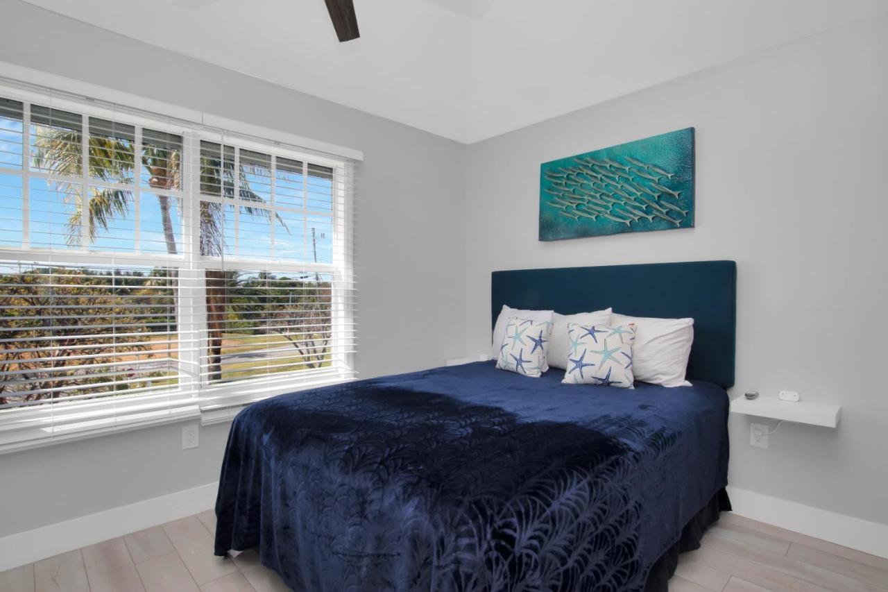 Majestic Marina Villa- 2 Bedroom Village At Hawks Cay Duck Key