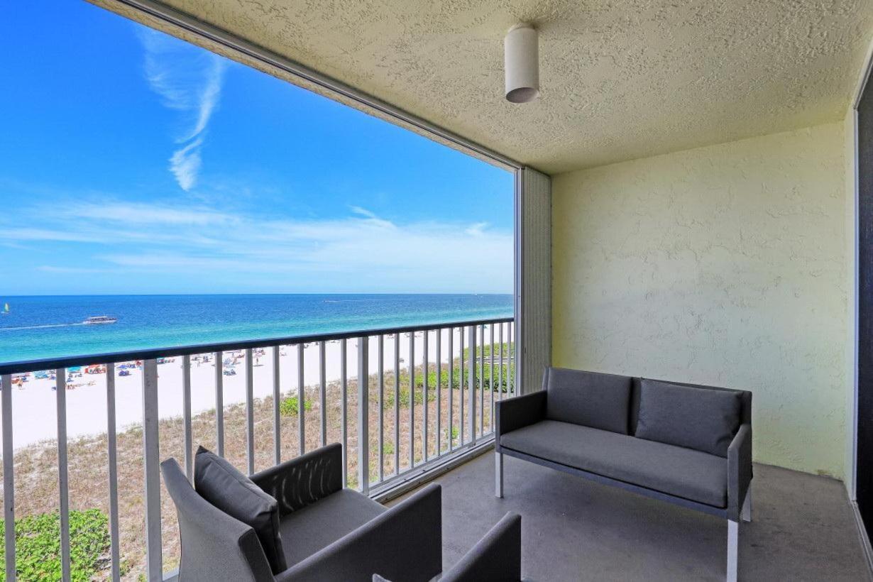 Apollo 502 Marco Island