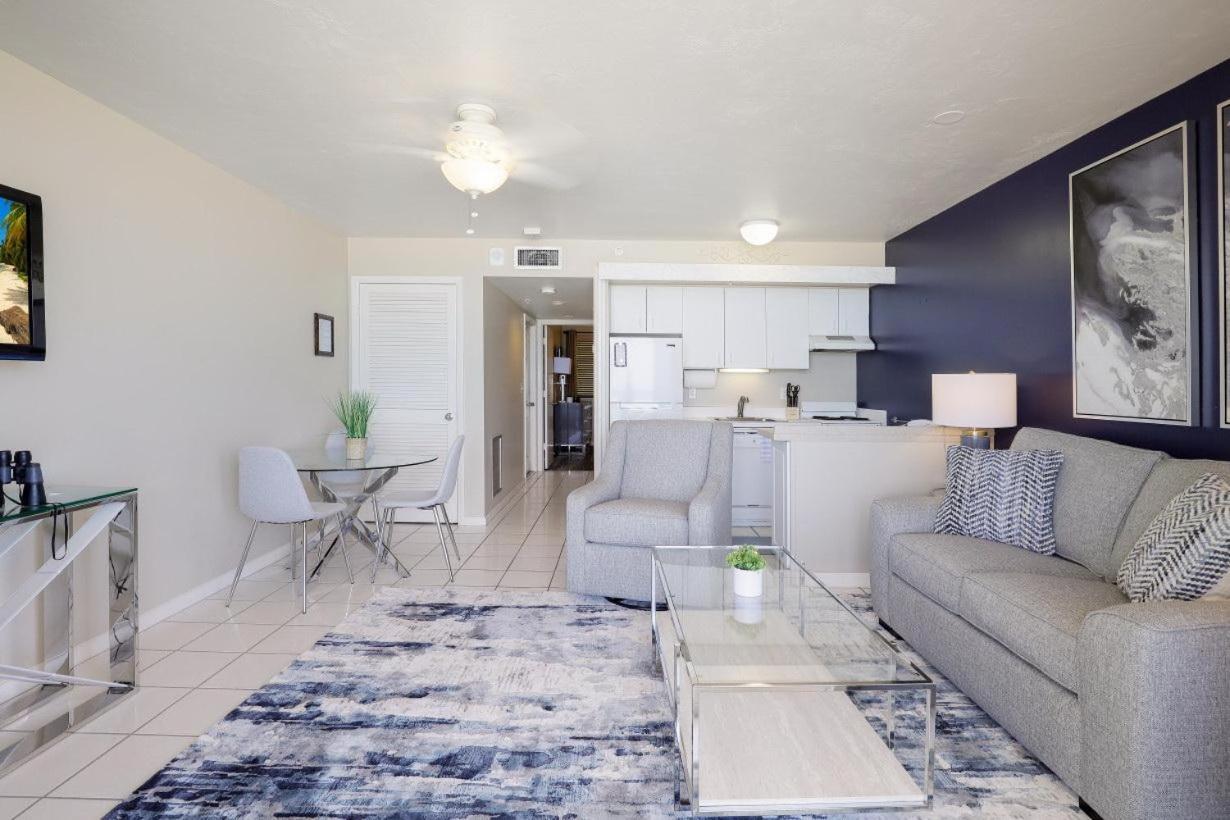 Apollo 502 Holiday home Marco Island