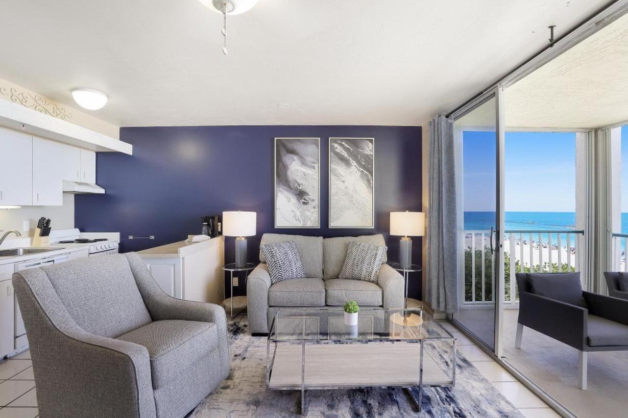 Apollo 502 * Marco Island