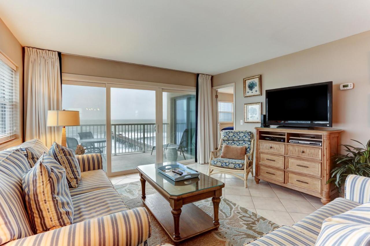 Beachview End Unit Apartment *