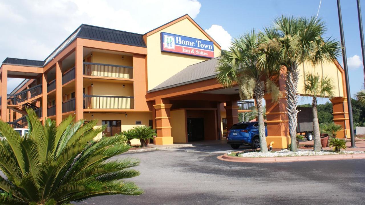Town & Hotel