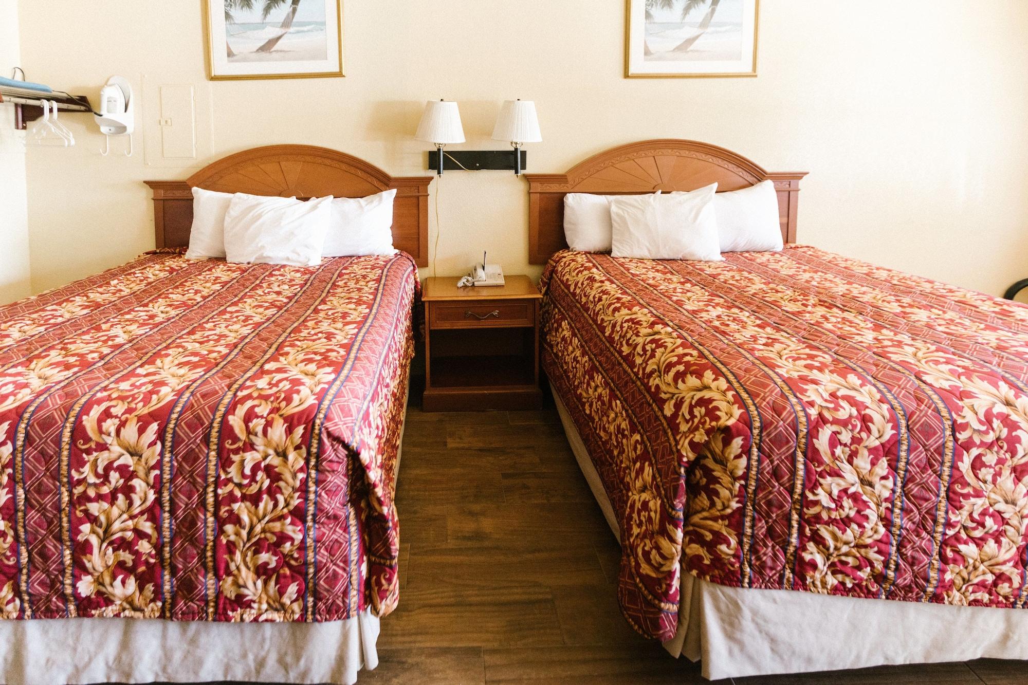 Summer Breeze Motel