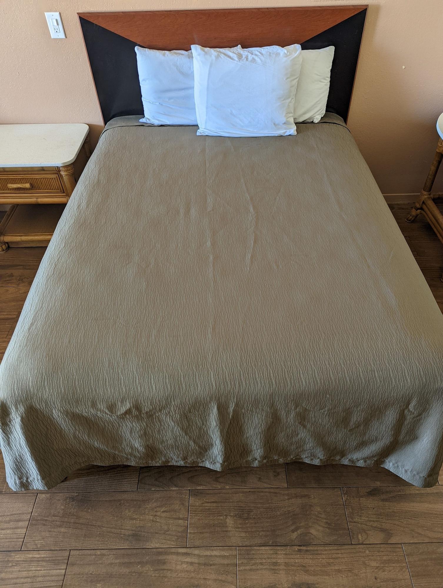 Motel Summer Breeze