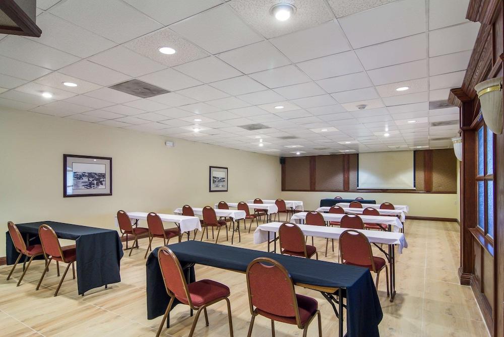 Hotel Stayable Jax West Jacksonville