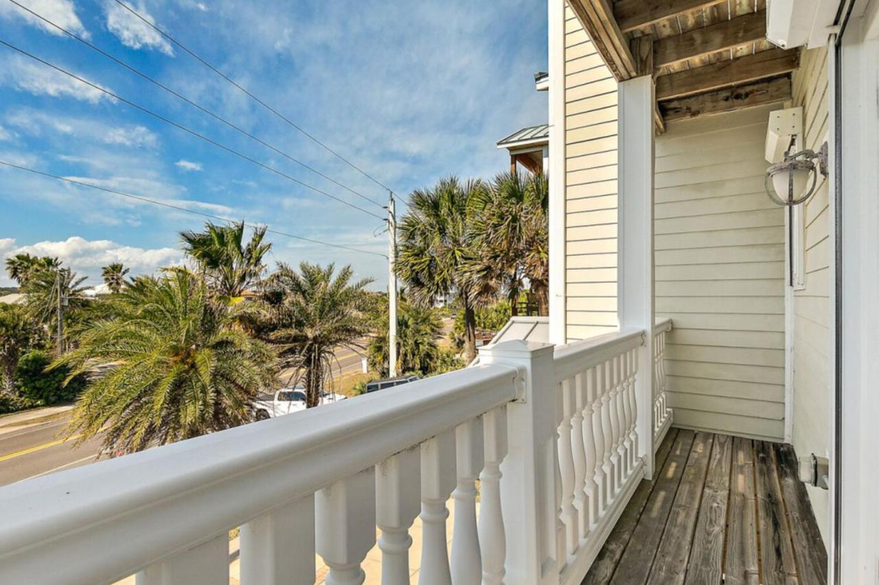 Holiday home Sandy Feet Retreat *