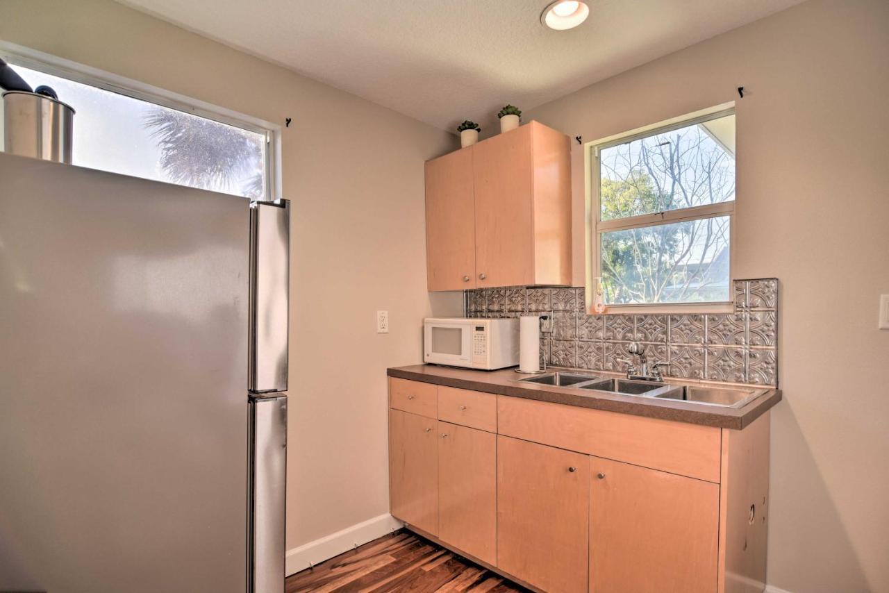 Vibrant Getaway With Furnished Patio! Holiday home *