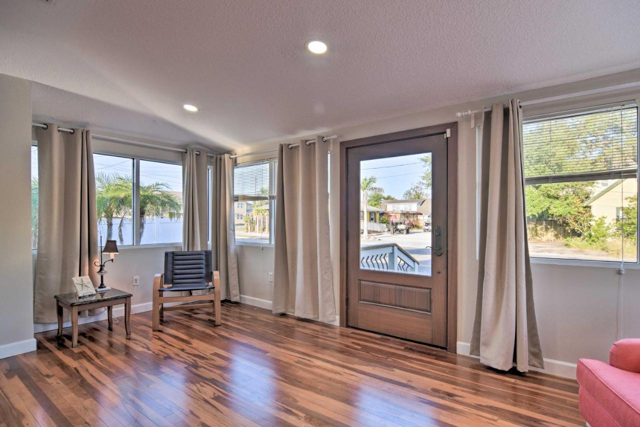 Vibrant Getaway With Furnished Patio! *