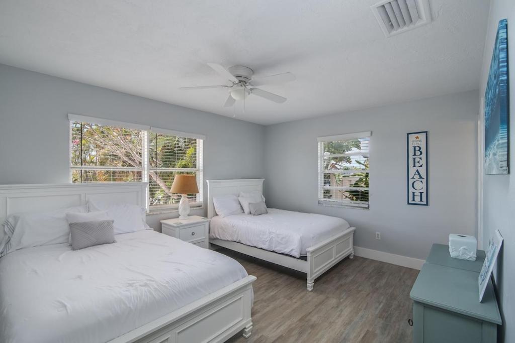 Mermaid Manor; Waterfront With Direct Ocean Access And Private Heated Pool Marco Island