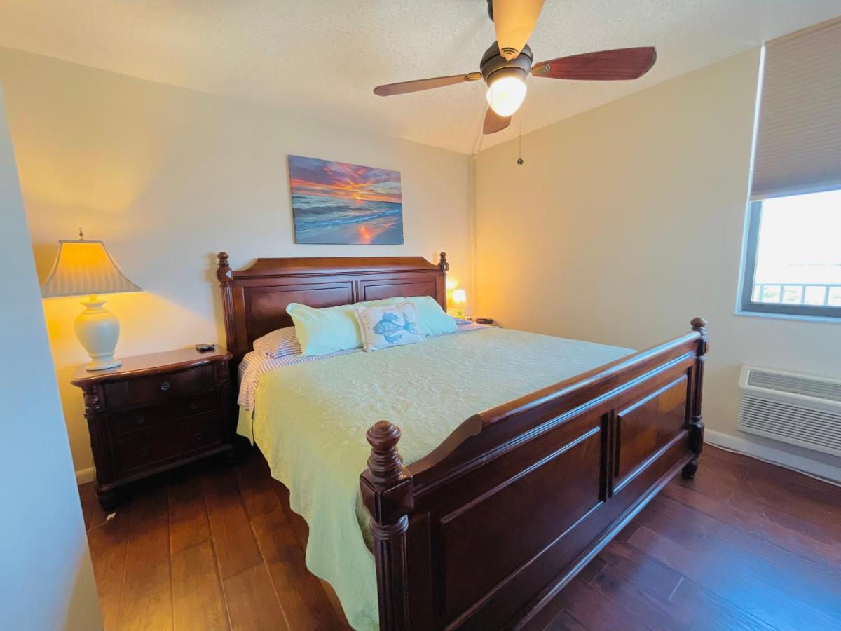 Apartment #901 Private And Gulf Views