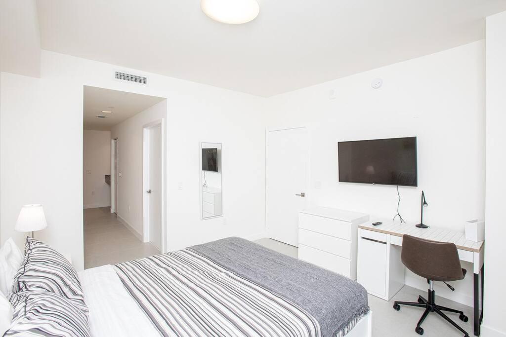 Apartment Luxury In Downtown Doral Miami