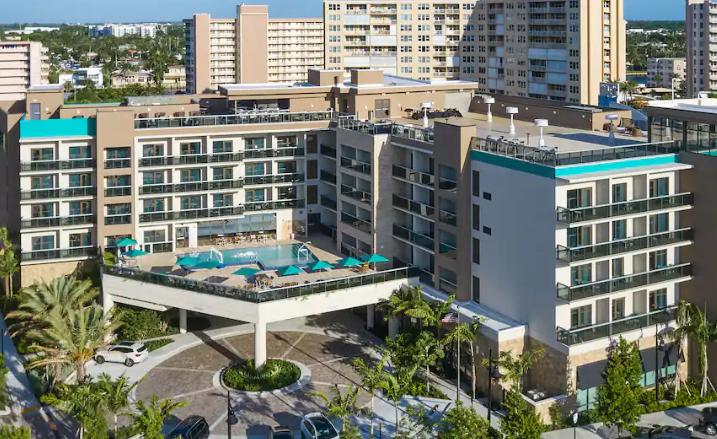 Tru By Hilton Pompano Pier Hotel 3*