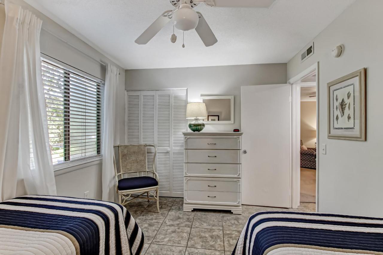 Apartment Wooded Views Seclude
