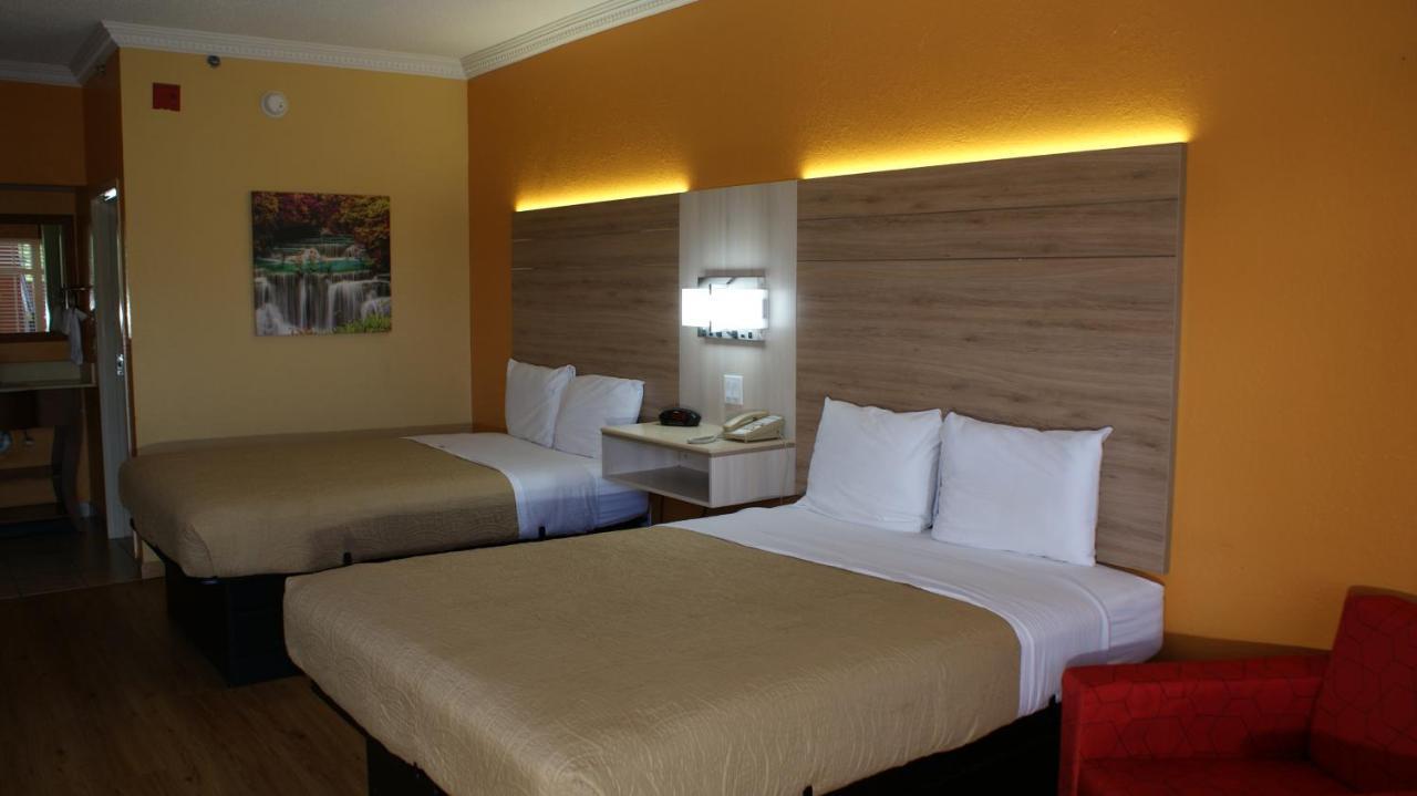 Hotel Town & Crestview