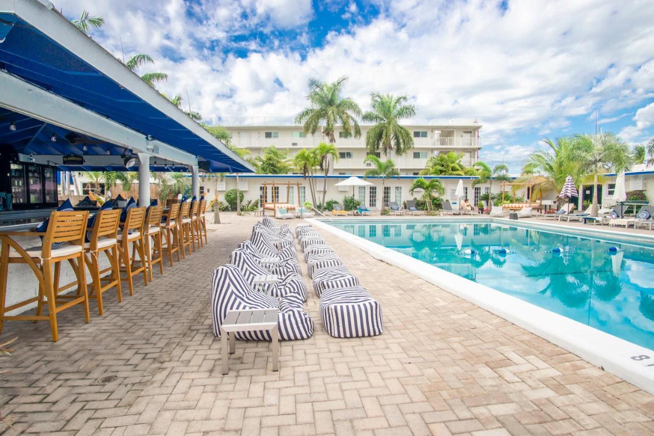 Inn Skipjack & Marina