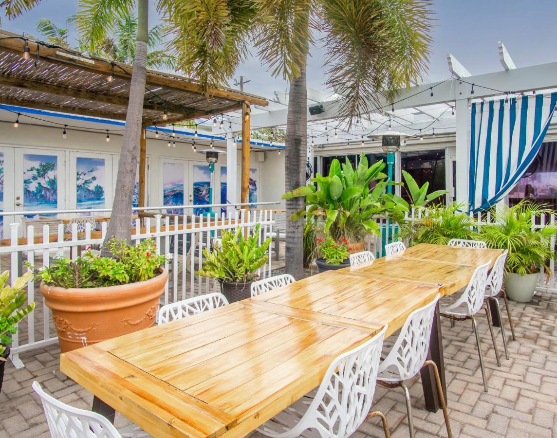 Skipjack & Marina Inn 3*