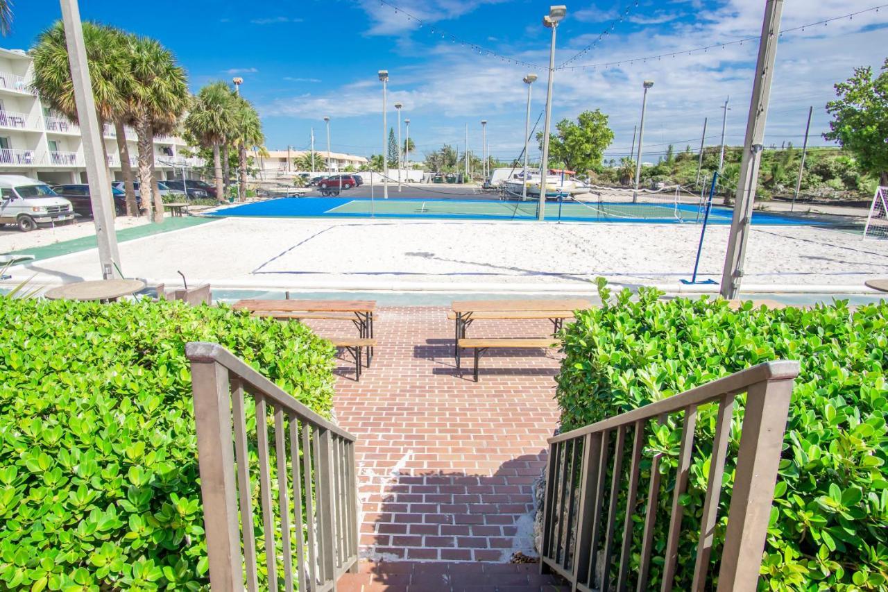 Inn Skipjack & Marina 3*