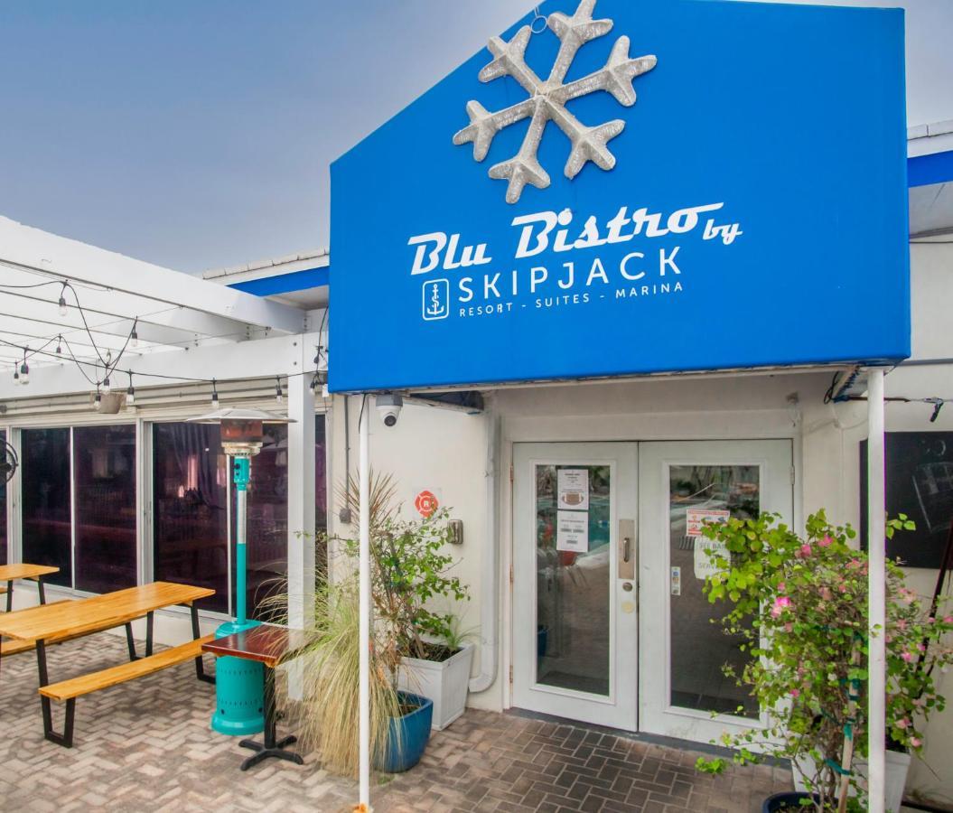 Skipjack & Marina Inn