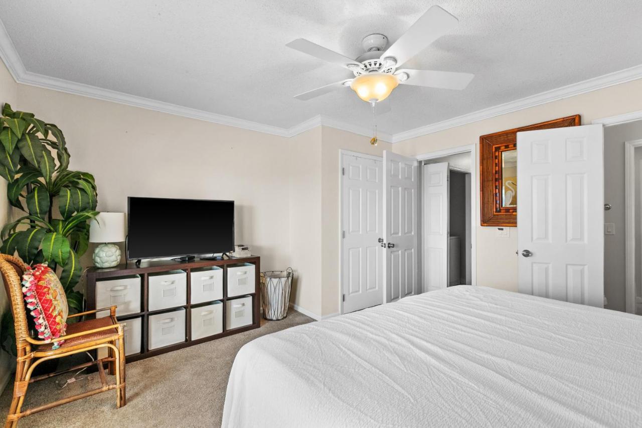 The Shores Pointe Panama Unit F * Panama City Beach