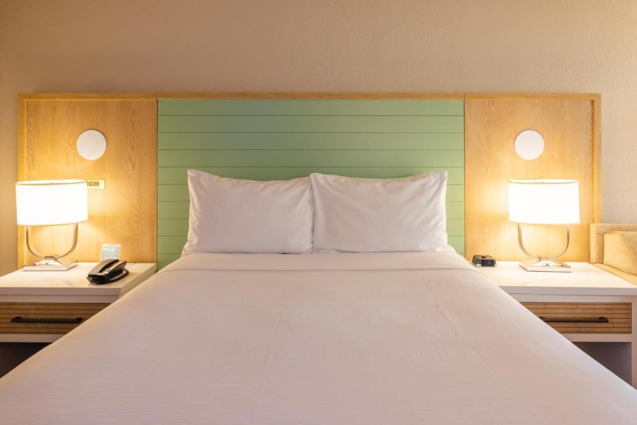 Hotel Wyndham Garden Buena Vista Springs Area 4*