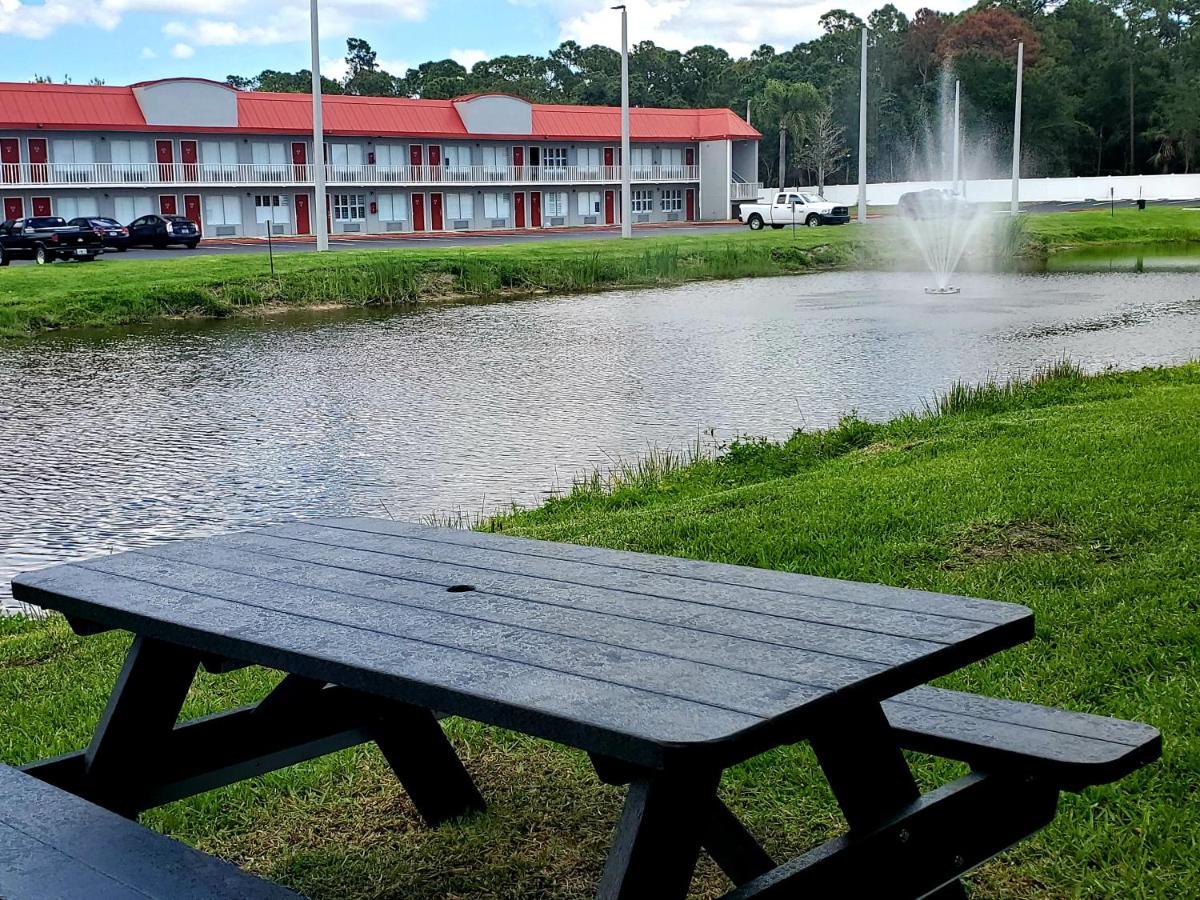Vero & Vero I-95 (adults Only) 3*